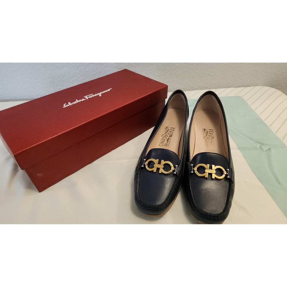 Salvatore Ferragamo Naty 1 Blue Leather Gancini Bit Loafer Pumps 8.5 C Zaffiro